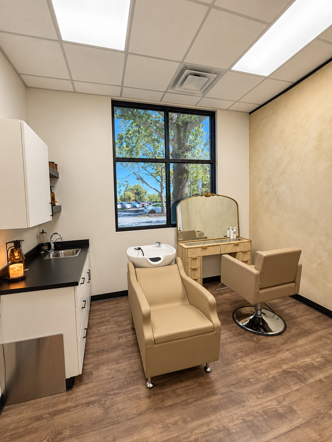 Window suite with styling and shampoo chairs